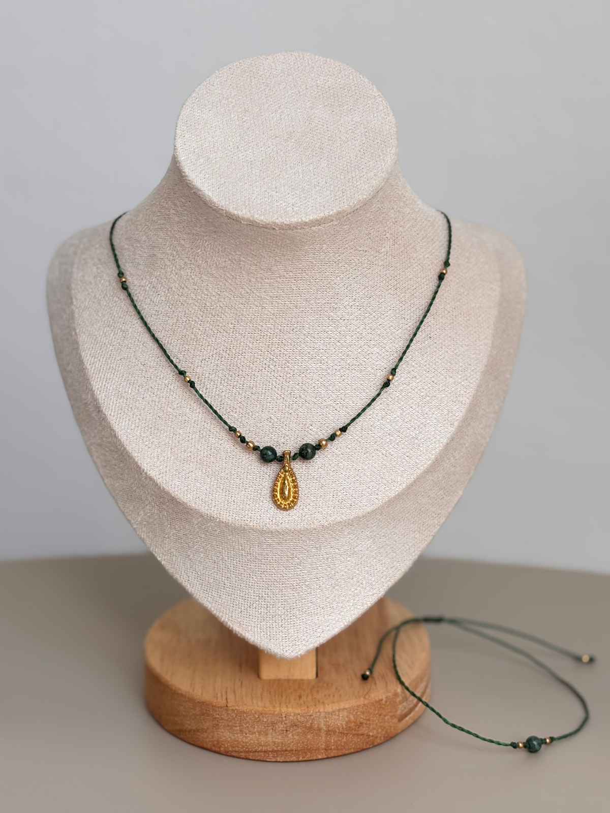 Makramee Kette und Armband aus dem Bundle Hedy