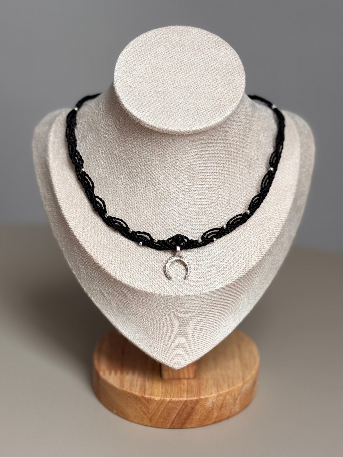 Makramee Kette Katherine mit Lava